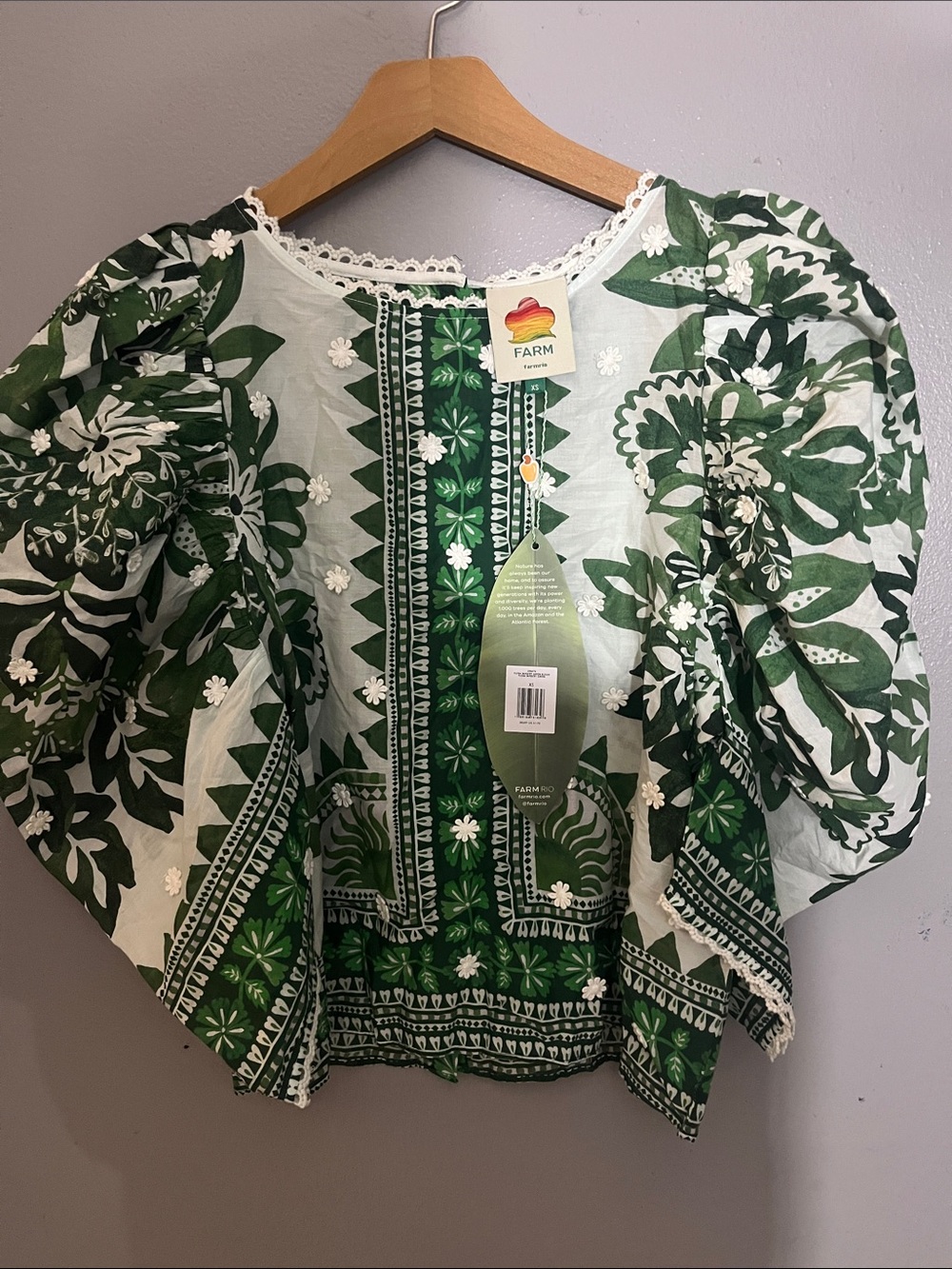 FARM Rio Green & White Floral Embroidered Puff Sleeve Blouse